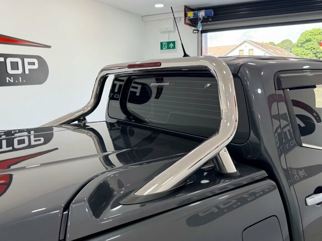 Mercedes-Benz X Class 2018 2.3L X250 D 4Matic Power 188 Bhp White #15