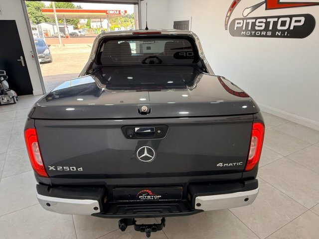 Mercedes-Benz X Class 2018 2.3L X250 D 4Matic Power 188 Bhp White #9