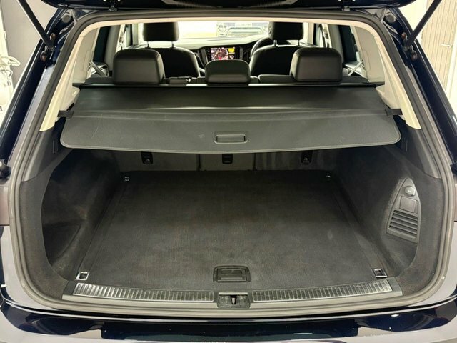 Volkswagen Touareg Suv 3.0 Tdi V6 R-line Tech Tiptronic 4Motion Euro Black #51