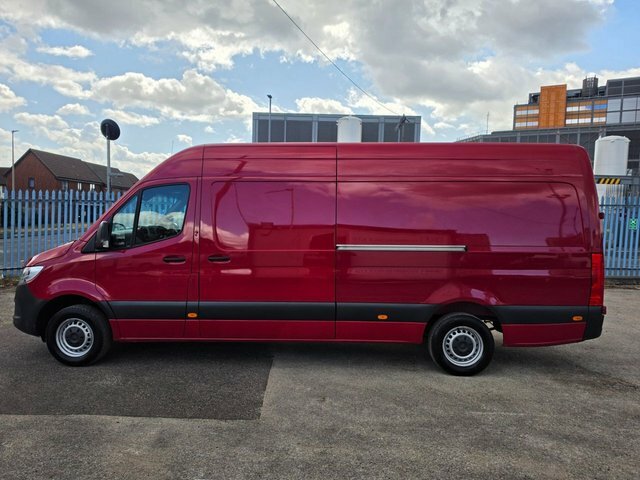 Mercedes-Benz Sprinter 2.0 315 Cdi Progressive Lwb Rwd L3 H2 150 Bhp Eur Red #2