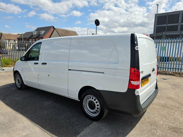 Mercedes-Benz Vito 2.0 114 Cdi Progressive Xlwb G-tronic Rwd L3 136 B White #3