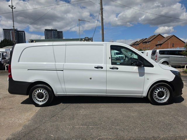 Mercedes-Benz Vito 2.0 114 Cdi Progressive Xlwb G-tronic Rwd L3 136 B White