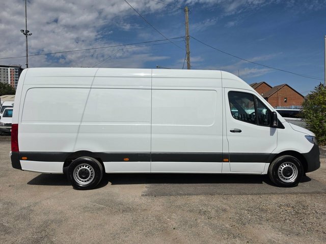 Mercedes-Benz Sprinter 2.0 315 Cdi Progressive Lwb Rwd L3 H2 150 Bhp Eur White