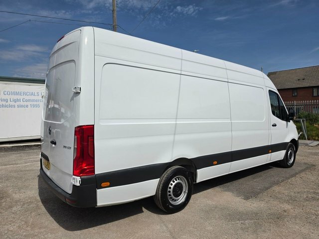 Mercedes-Benz Sprinter 2.0 315 Cdi Progressive Lwb Rwd L3 H2 150 Bhp Eur White #4