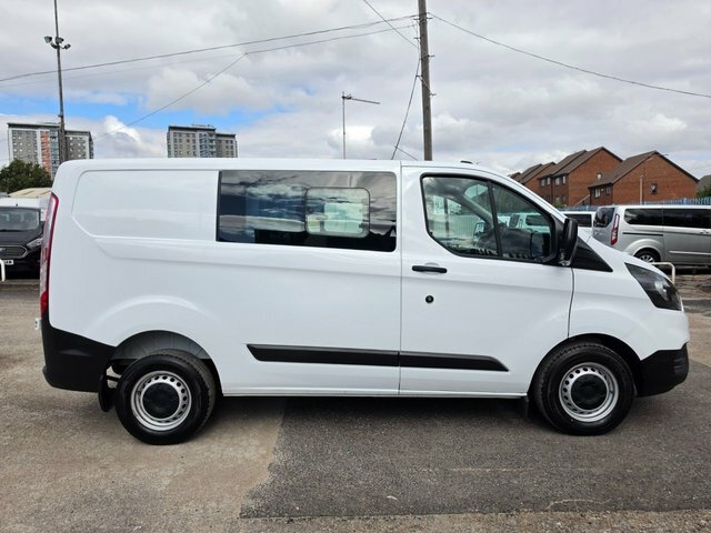 Ford Transit Custom 2.0 300 Ecoblue Leader 6 Seater Crewcab L1 H1 105 White