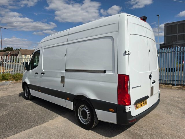 Mercedes-Benz Sprinter 2.0 315 Cdi Progressive Mwb G-tronic Rwd L2 H2 150 White #3