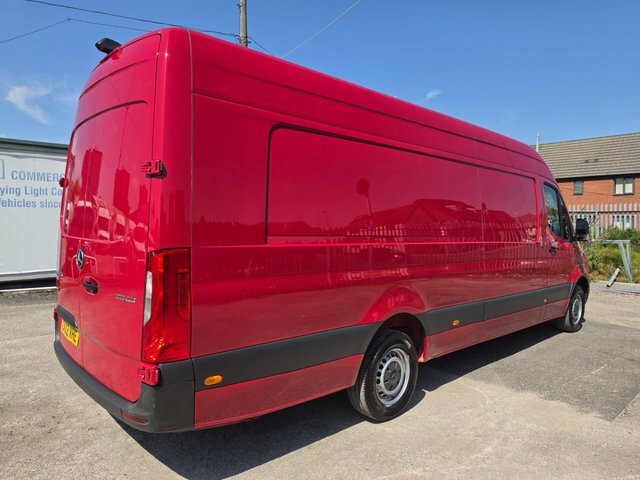Mercedes-Benz Sprinter 2.0 315 Cdi Progressive Xlwb Rwd L4 H2 150 Bhp Eu Red #4