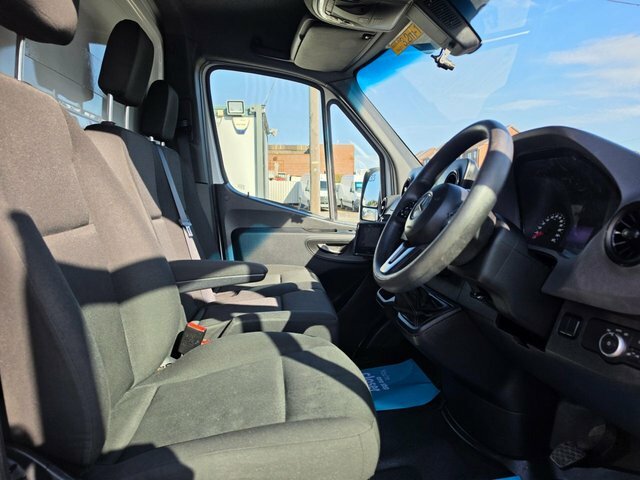 Mercedes-Benz Sprinter 2021 2.0 315 Cdi Progressive Rwd L3 H2 Euro 6 Ss White #14