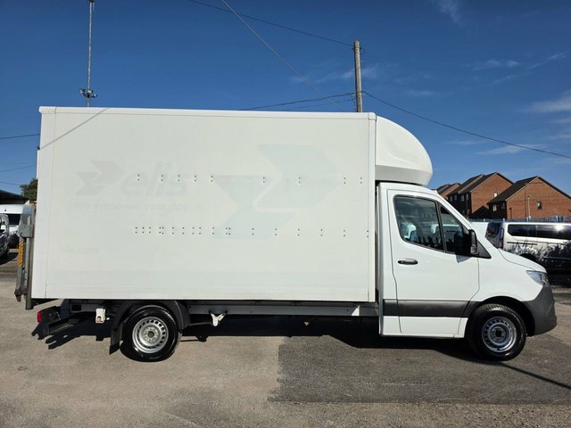 Mercedes-Benz Sprinter 2.1 314 Cdi Progressive Lwb Luton Rwd L3 143 Bhp White