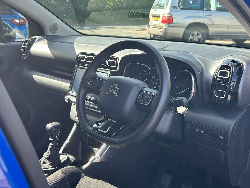 Citroen C3 Aircross Shine Red #8