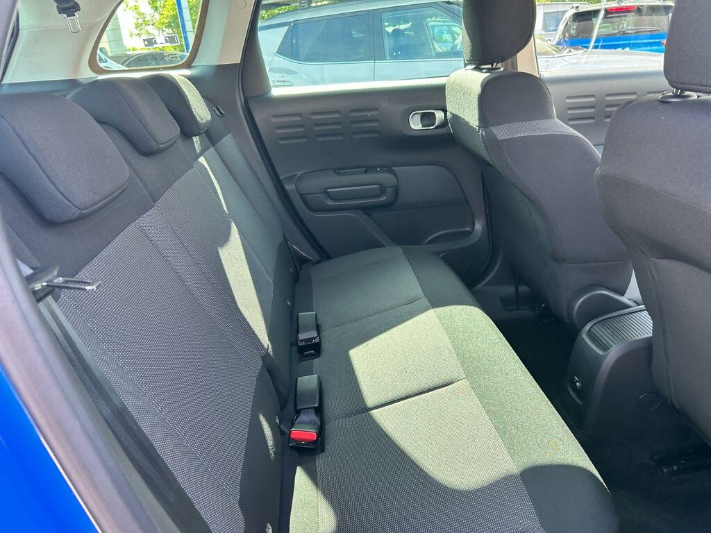 Citroen C3 Aircross Shine Red #16