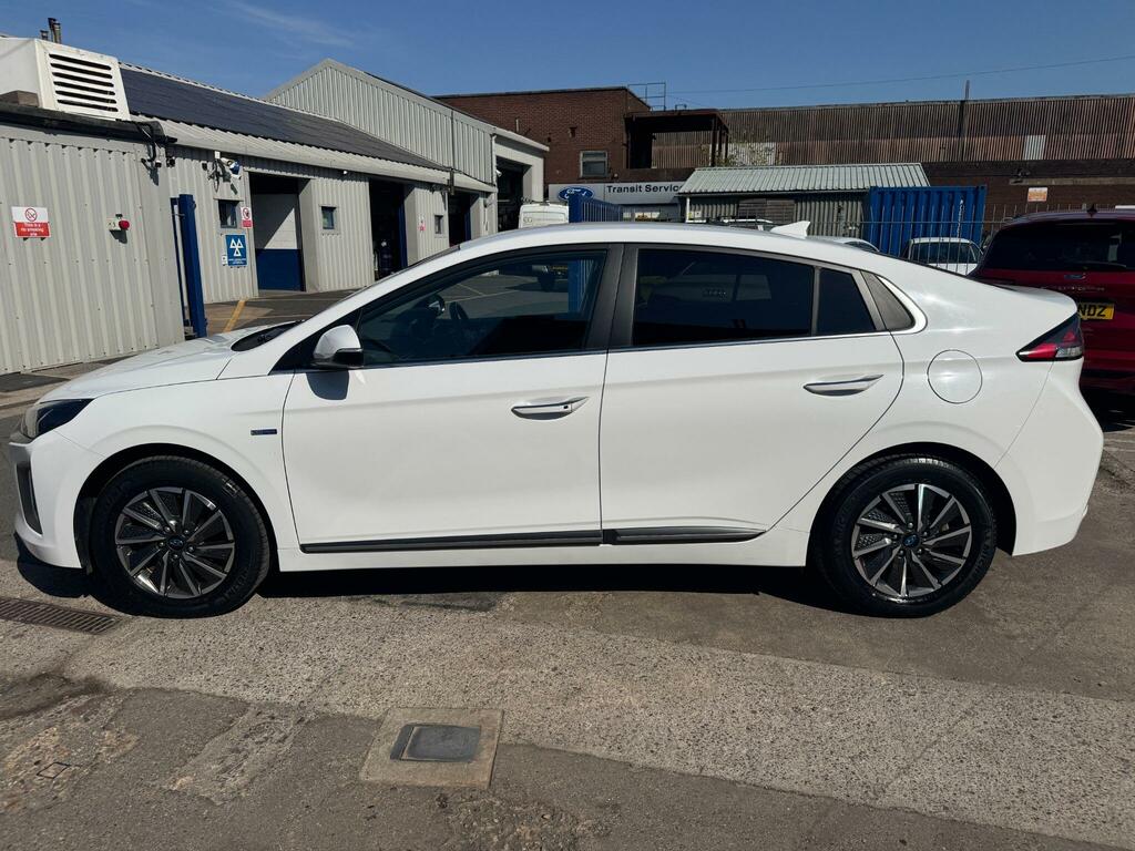 Hyundai Ioniq 38.3Kwh Premium Se White #5