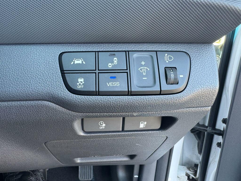Hyundai Ioniq 1.6 Premium 140 Bhp 8In Touchscreen, Apple Carp Black #16