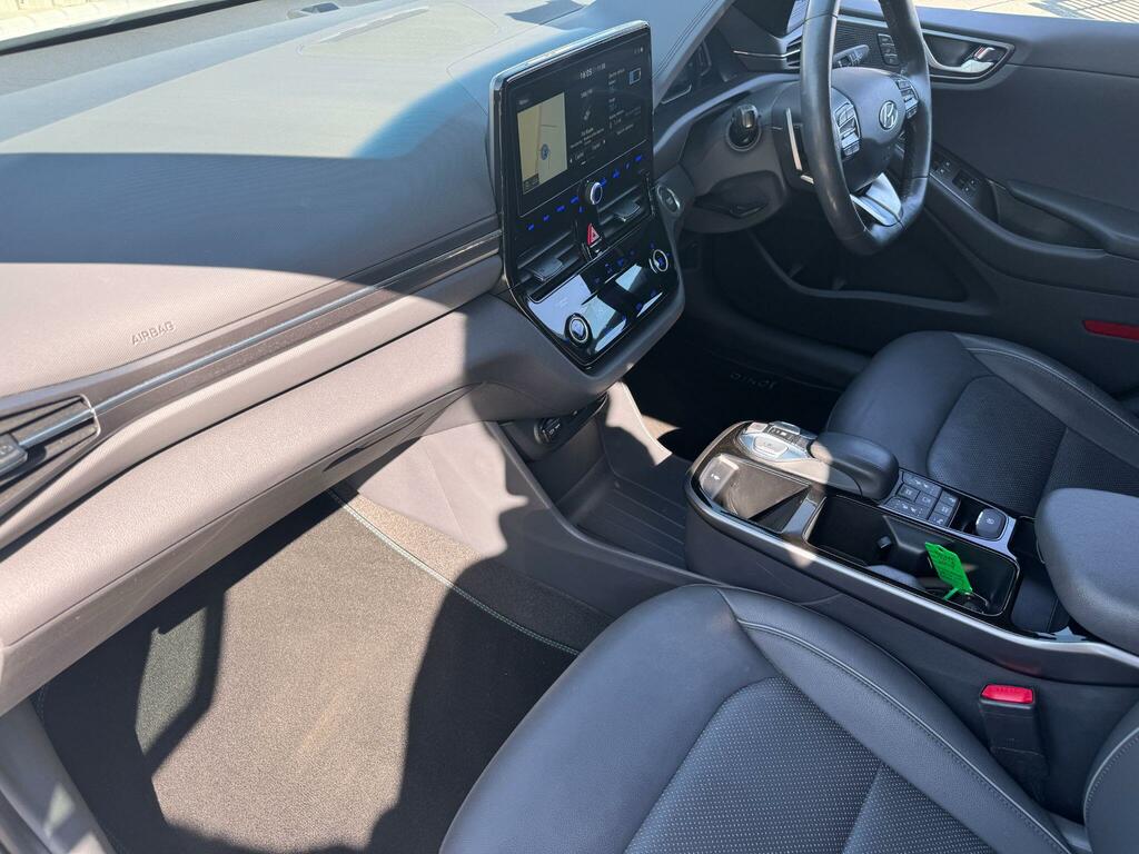 Hyundai Ioniq 1.6 Premium 140 Bhp 8In Touchscreen, Apple Carp Black #9