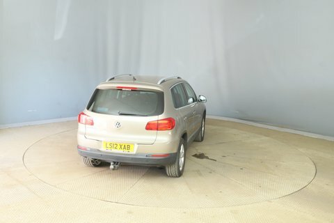Volkswagen Tiguan Se Tdi Bluemotion #6