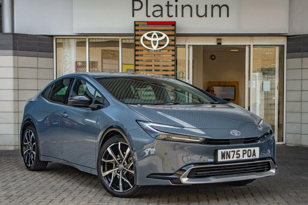 Toyota Prius 2.0 13.6Kwh Excel Cvt Euro 6 Ss WN75POA Grey