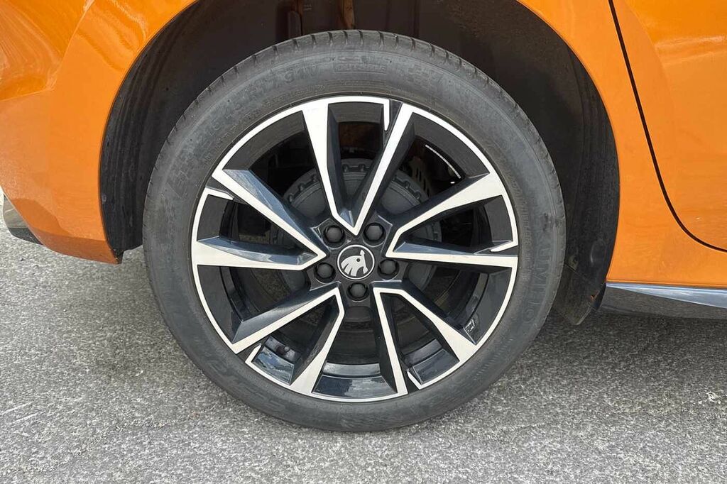 Skoda Fabia 1.0 Tsi 116 Monte Carlo Edition WM75OPX Orange #5