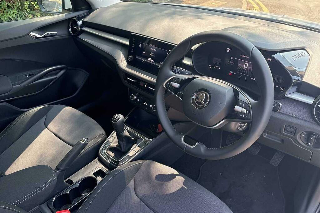 Skoda Fabia 1.0 Tsi 116 Se Edition White #6