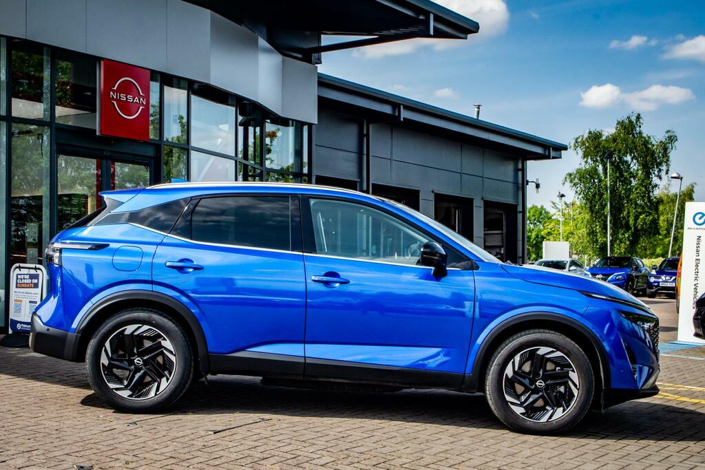 Nissan Qashqai 1.5 H E-power N-connecta Euro 6 Ss OV75FXK Blue #5