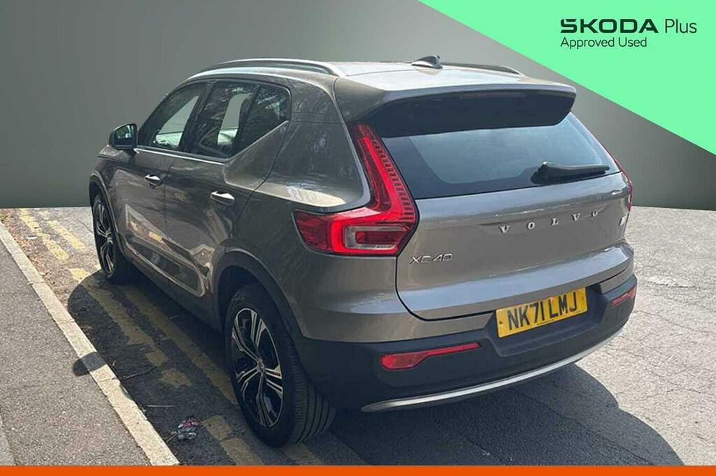 Volvo XC40 1.5 T5 Recharge Phev Inscription Pro NK71LMJ #3