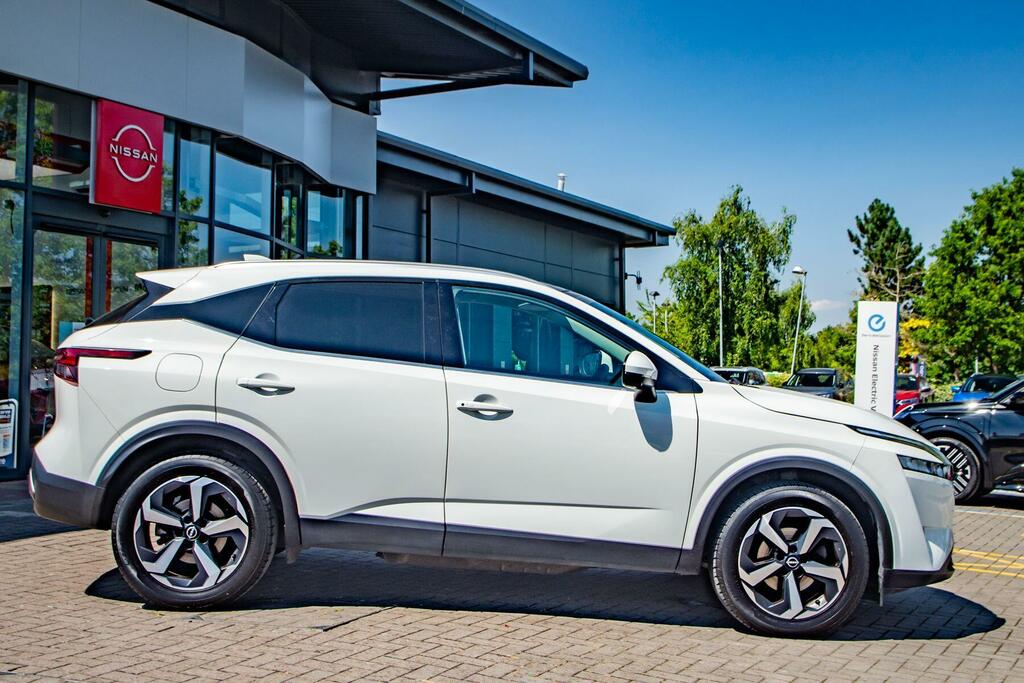 Nissan Qashqai 1.3 Dig-t Mhev N-connecta Euro 6 Ss DP73OCL White #5