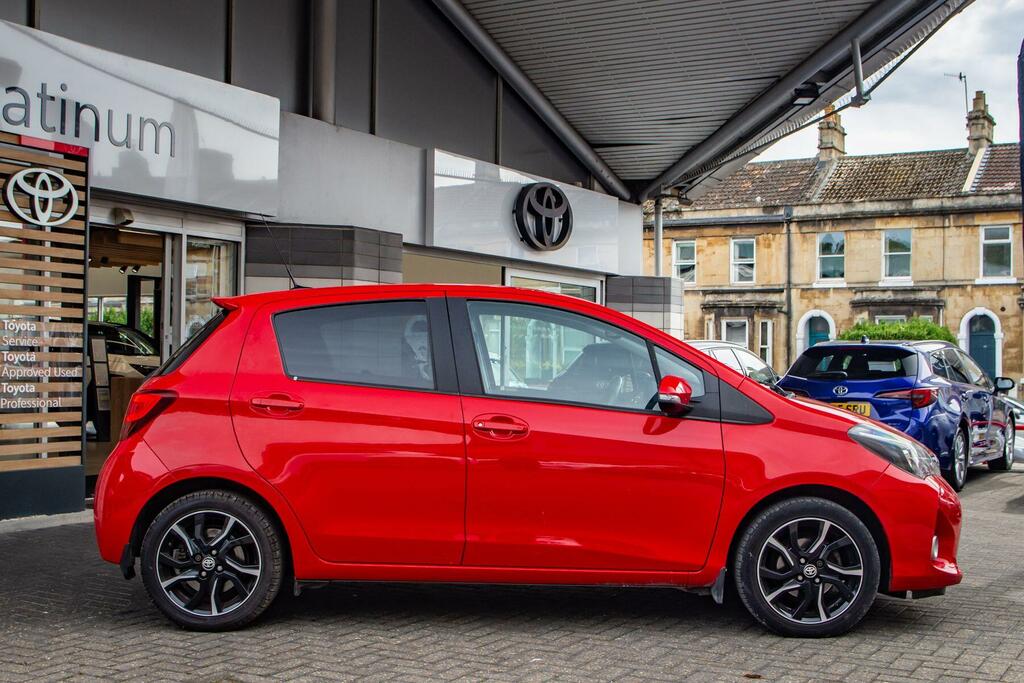 Toyota Yaris 1.33 Dual Vvt-i Design Euro 6 W065EGE Red #3