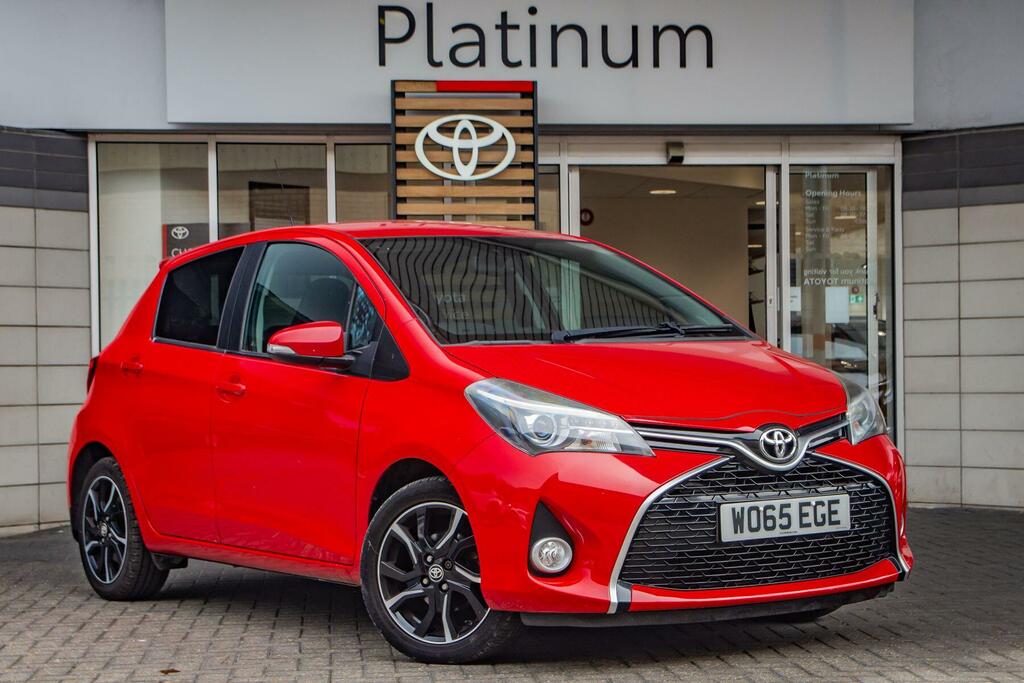 Toyota Yaris 1.33 Dual Vvt-i Design Euro 6 W065EGE Red