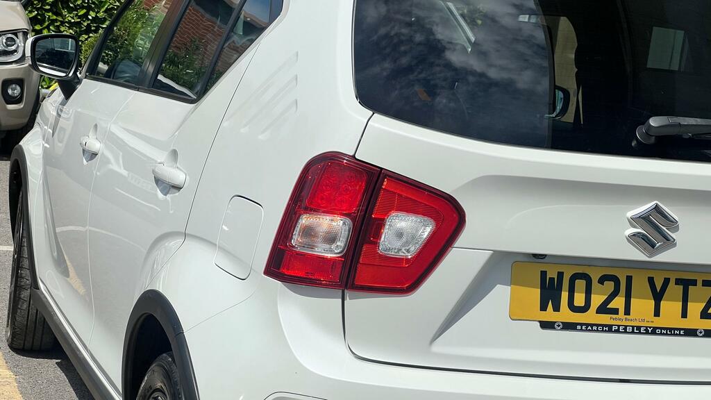 Suzuki Ignis 1.2 Dualjet Mhev Sz5 Hatchback Hybrid M WO21YTZ White #4