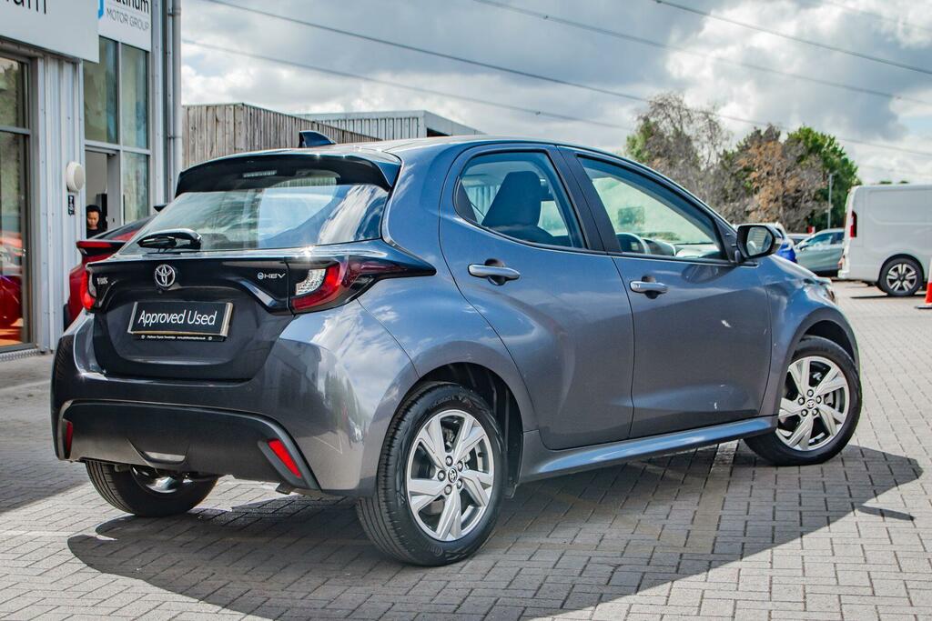 Toyota Yaris 1.5 Vvt-h Icon E-cvt Euro 6 Ss  Grey #2