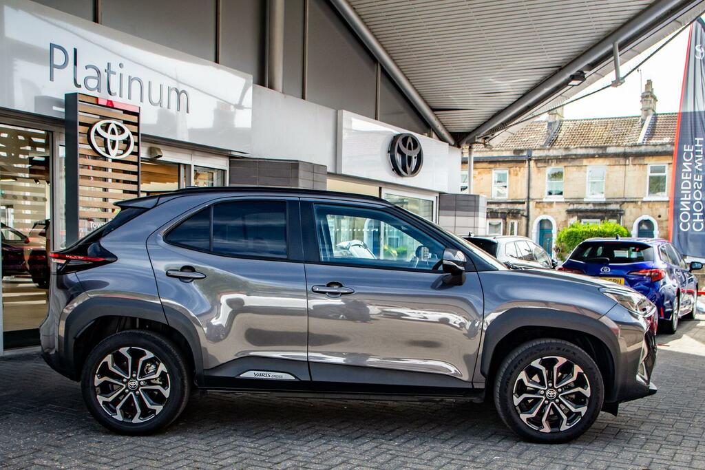 Toyota Yaris Cross 1.5 Vvt-h Design E-cvt Euro 6 Ss RO74OJD Grey #3