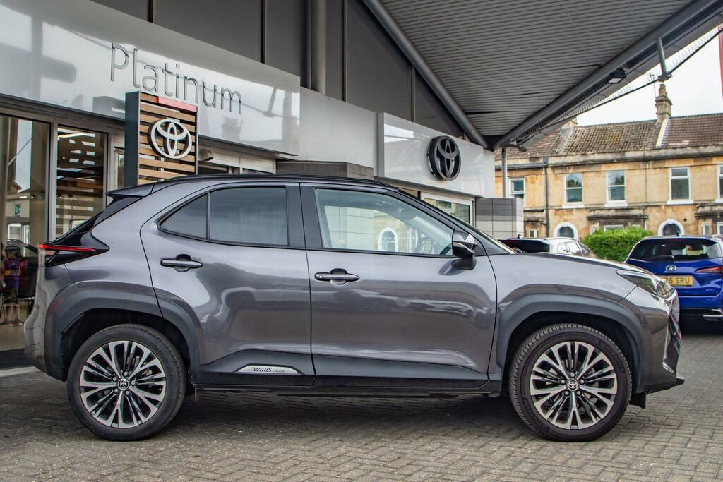 Toyota Yaris Cross 1.5 Vvt-h Excel E-cvt Euro 6 Ss RF23FLD Grey #3