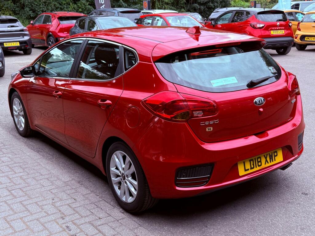 Kia Ceed 1.6 Gdi 2 Euro 6 Ss Red #4
