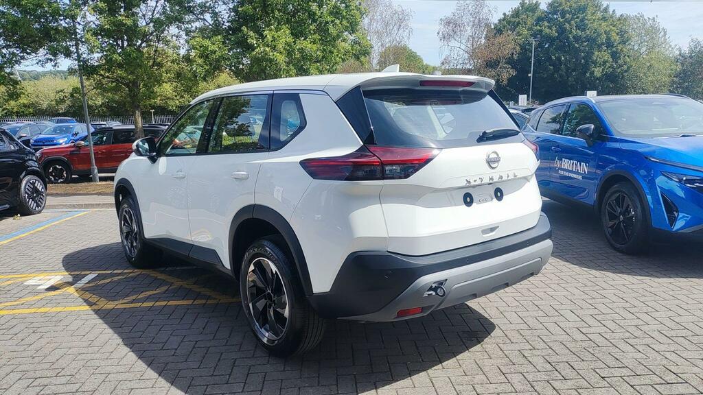 Nissan X-Trail 1.5 Dig-t Mhev Acenta Premium Xtron Euro 6 Ss 5 White #3