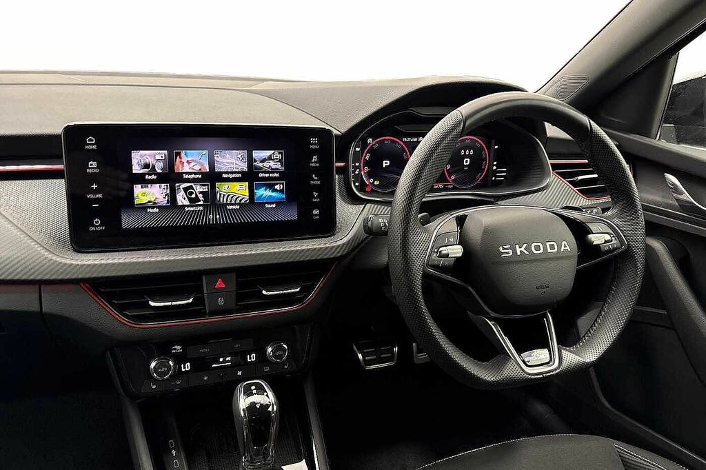 Skoda Kamiq 1.5 Tsi Monte Carlo Edition Dsg Black #2
