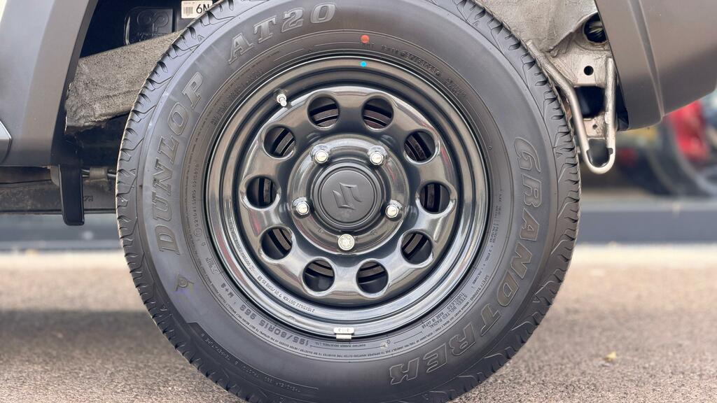 Suzuki Jimny 1.5 Allgrip Commercial 4Wd Black #23