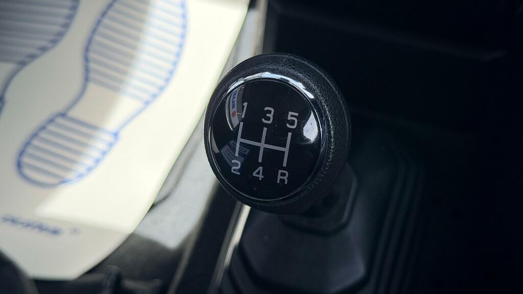 Suzuki Jimny 1.5 Allgrip Commercial 4Wd Black #15