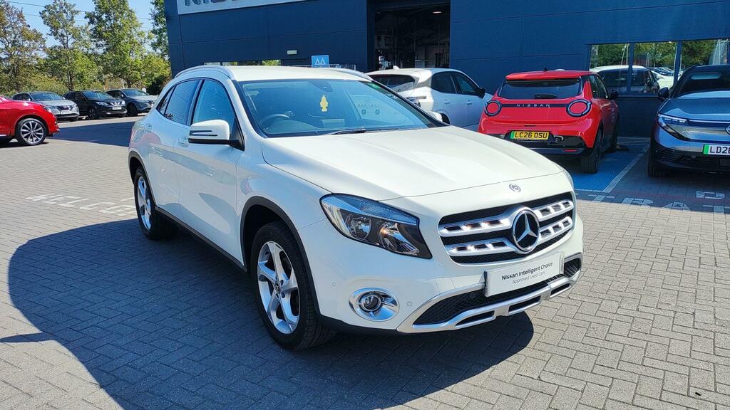 Mercedes-Benz GLA Class 1.6 Gla200 Sport Executive 7G-dct Euro 6 Ss 5 White