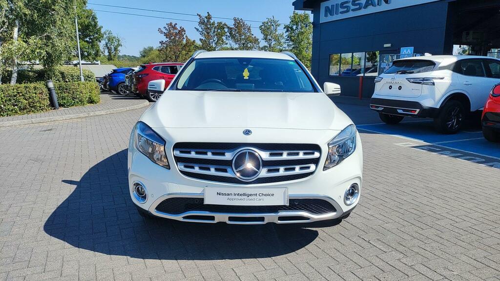Mercedes-Benz GLA Class 1.6 Gla200 Sport Executive 7G-dct Euro 6 Ss 5 White #2