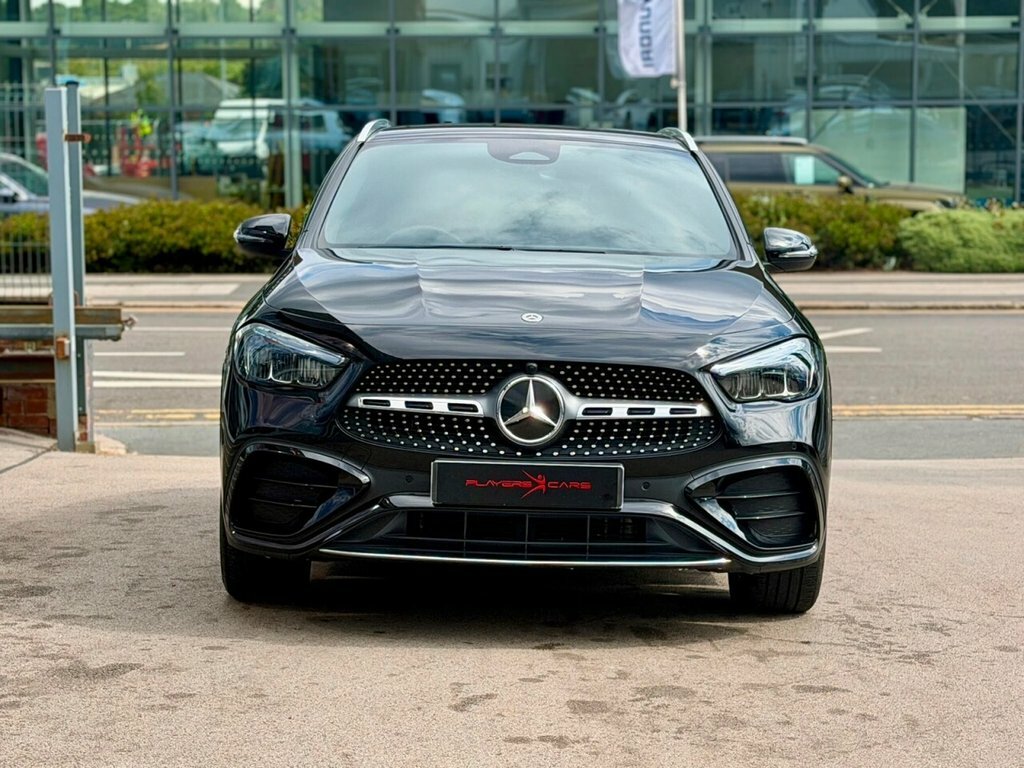 Mercedes-Benz GLA Class 1.3L Amg Line Black #6