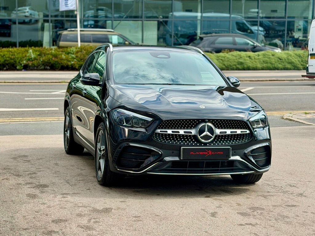 Mercedes-Benz GLA Class 1.3L Amg Line Black #2