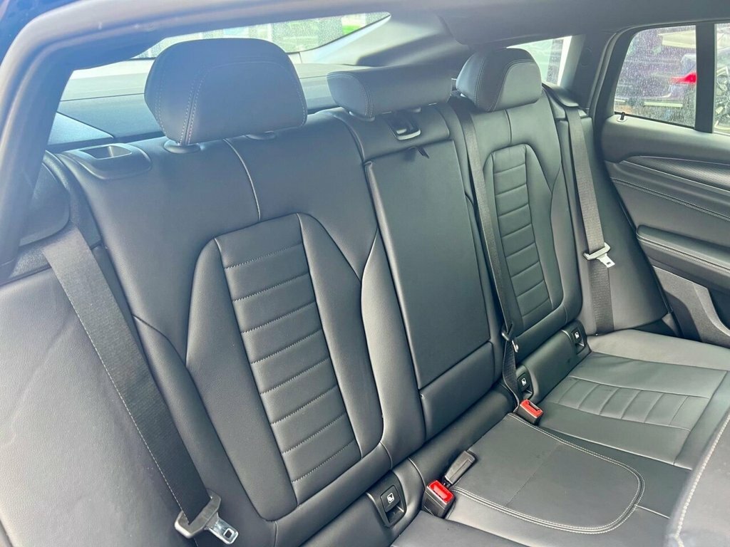 BMW X4 2L M Sport Black #3