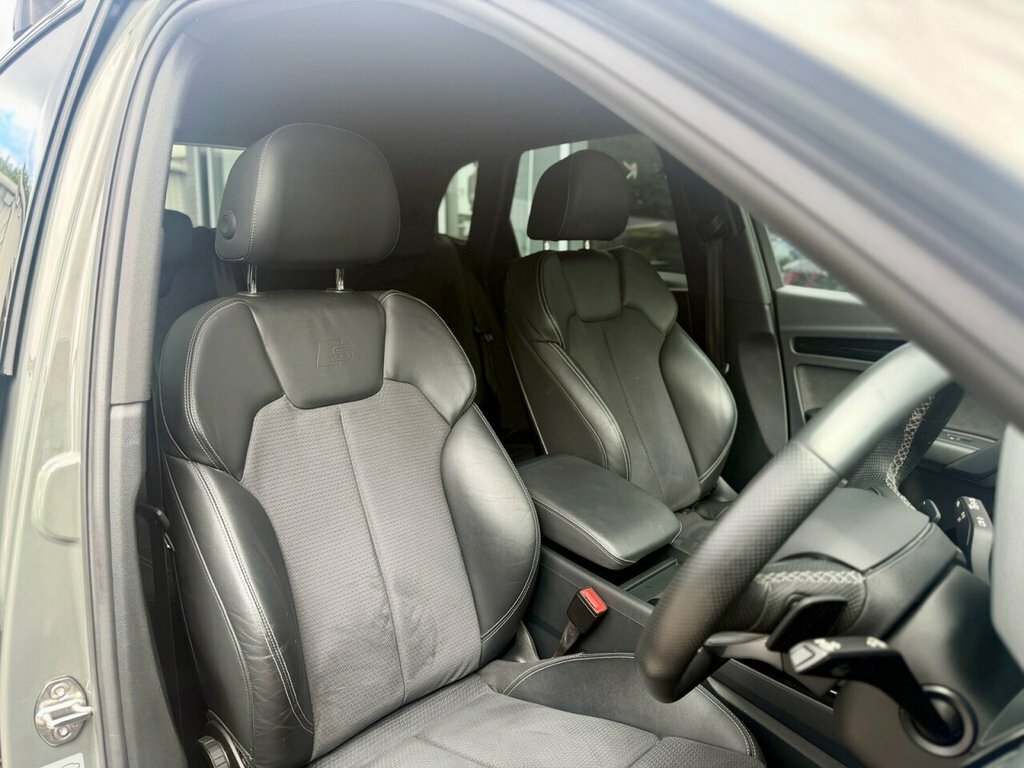 Audi Q5 2L Black Edition Grey #5