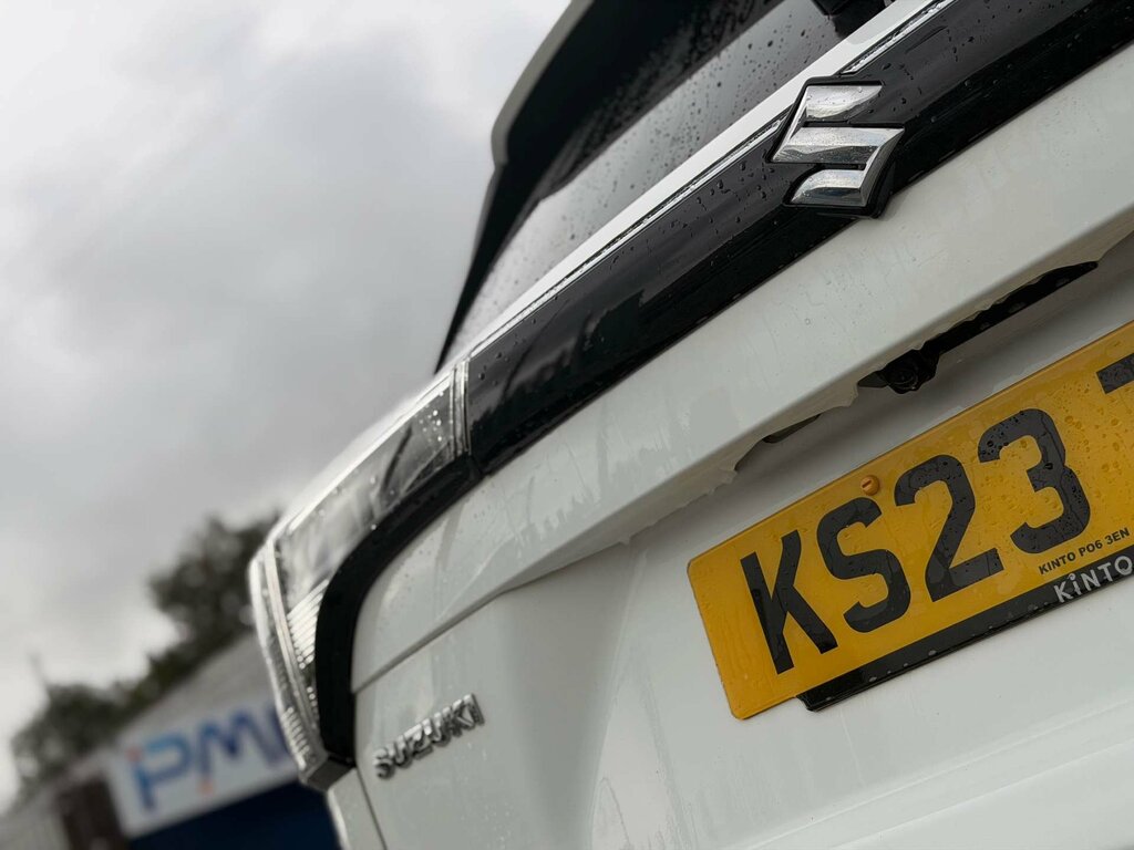 Suzuki SX4 S Cross S-cross Motion Hev White #56