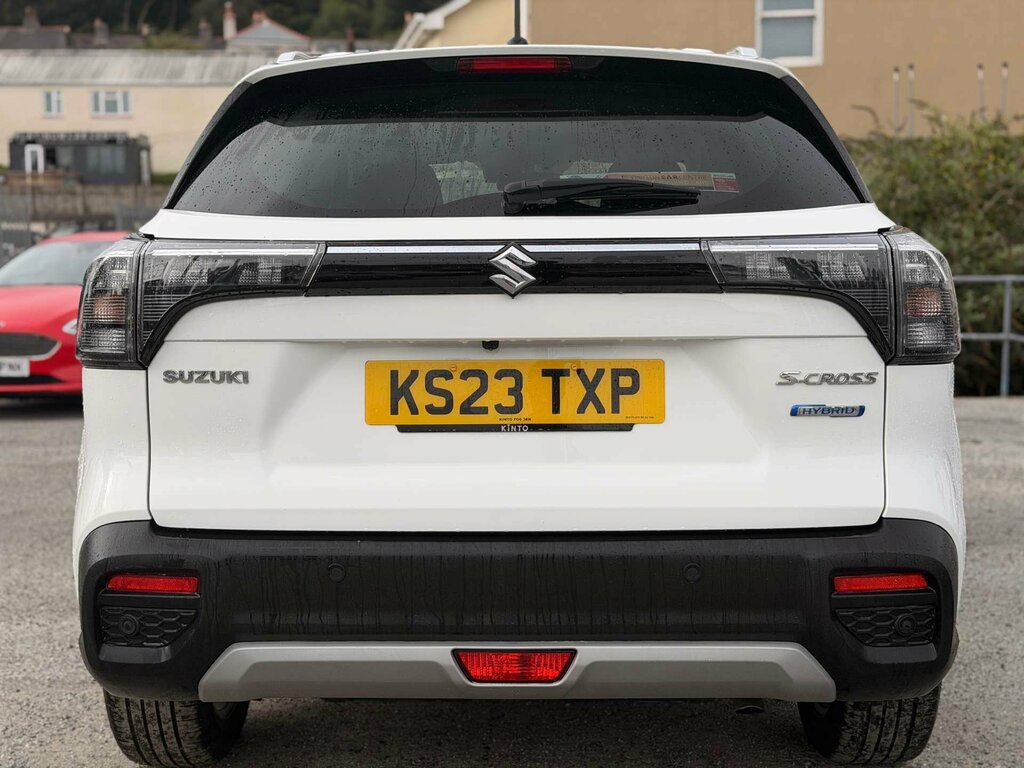 Suzuki SX4 S Cross S-cross Motion Hev White #32