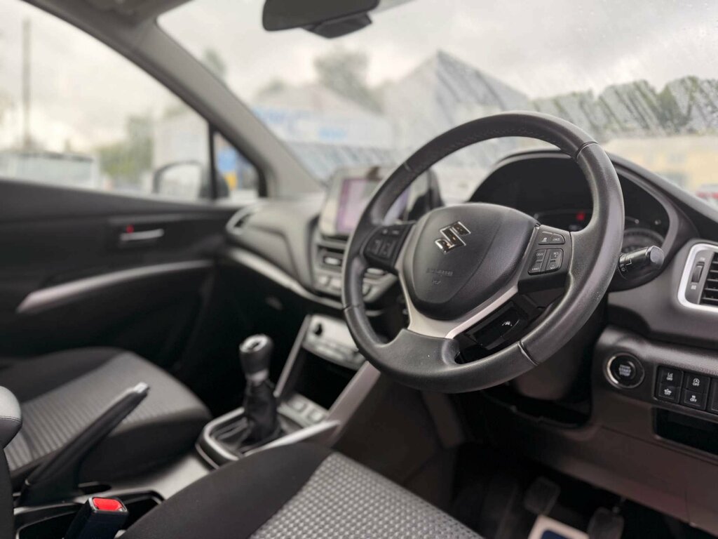 Suzuki SX4 S Cross S-cross Motion Hev White #34