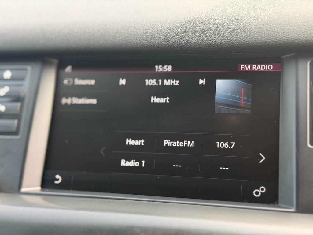 Land Rover Discovery Sport Se Tech Silver #37