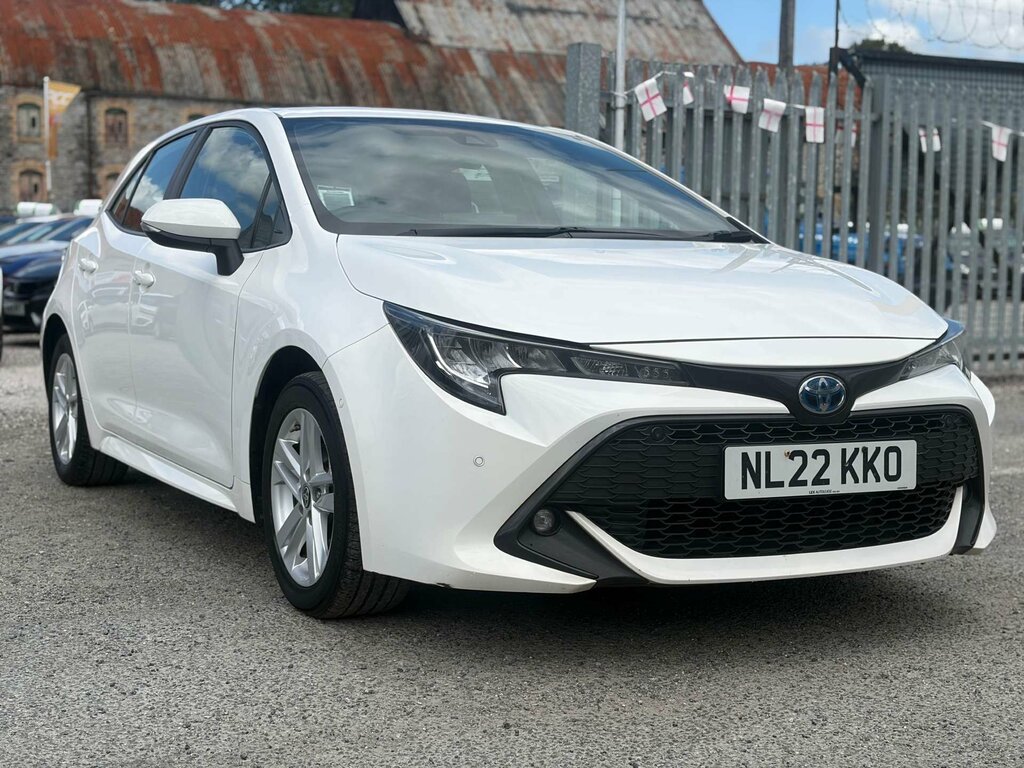 Toyota Corolla 1.8 Corolla Icon Tech Hev Cvt White