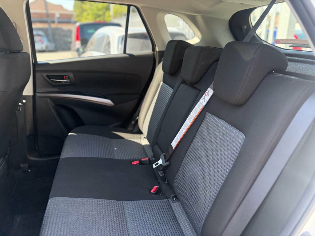 Suzuki SX4 S Cross 1.4 Boosterjet 48V Hybrid Motion Silver #48