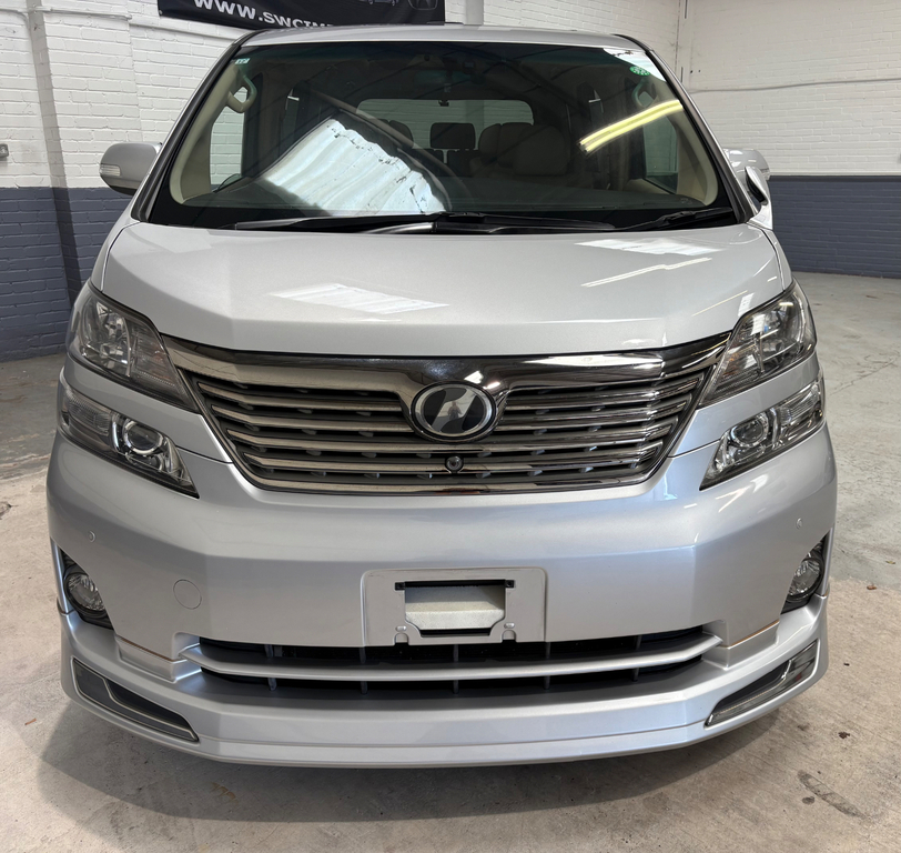 Toyota Vellfire 3.5V Leather Edition-cruise Control-sunrrofs-bodyk #2