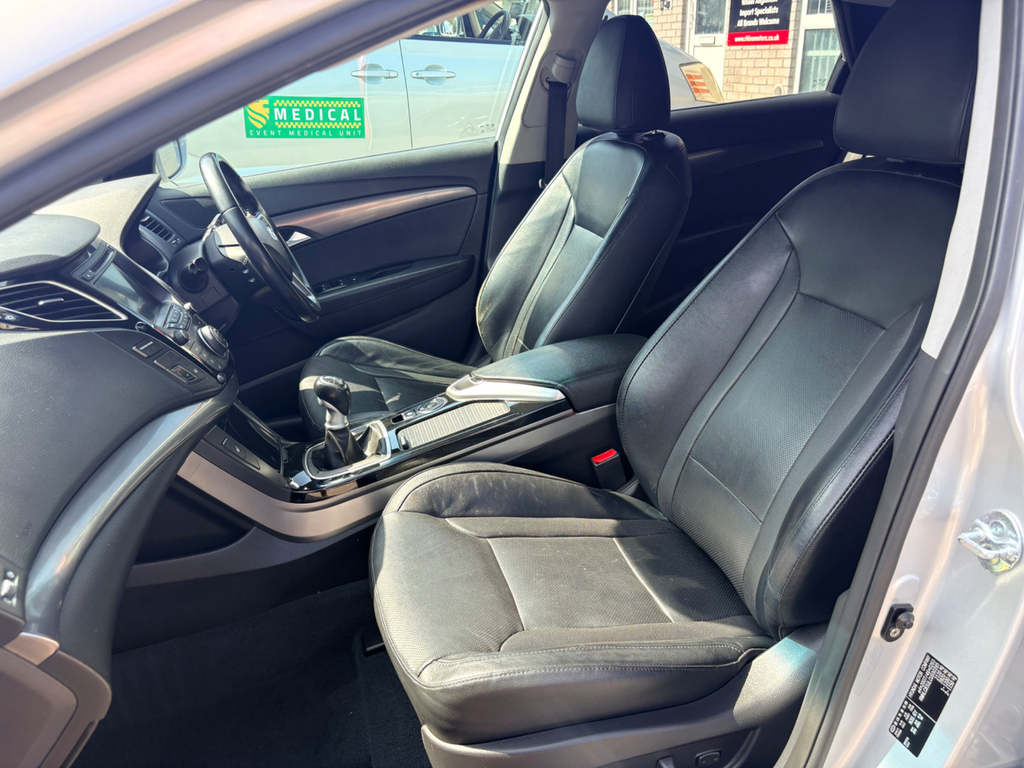 Hyundai I40 1.7 Crdi Blue Drive Active Estate Manua Silver #11